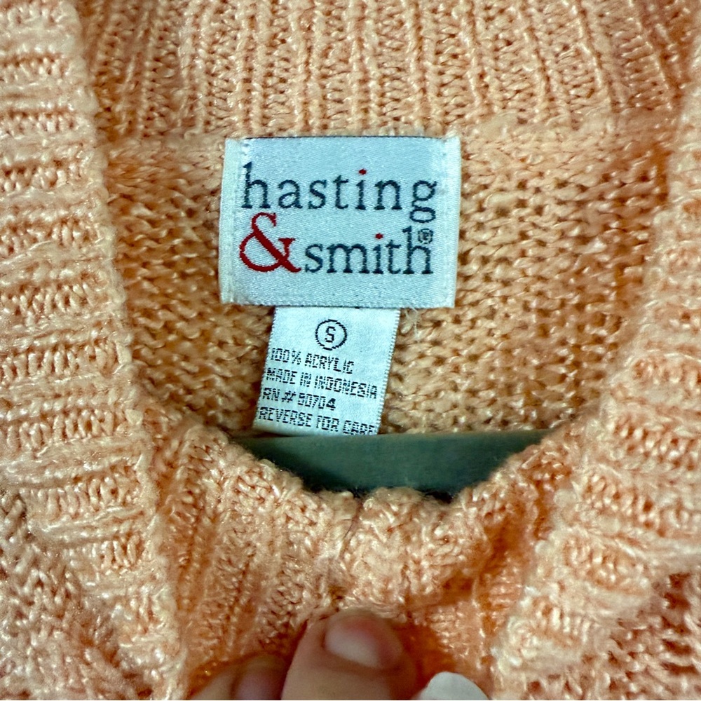 Elegant Peach Cable Knit Turtleneck Sweater - Picture 4 of 7